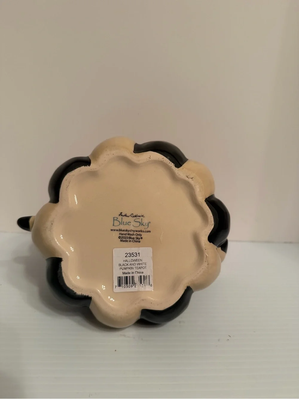 Blue Sky Clayworks Halloween Black White Jack O Lantern Teapot Mackenzie New